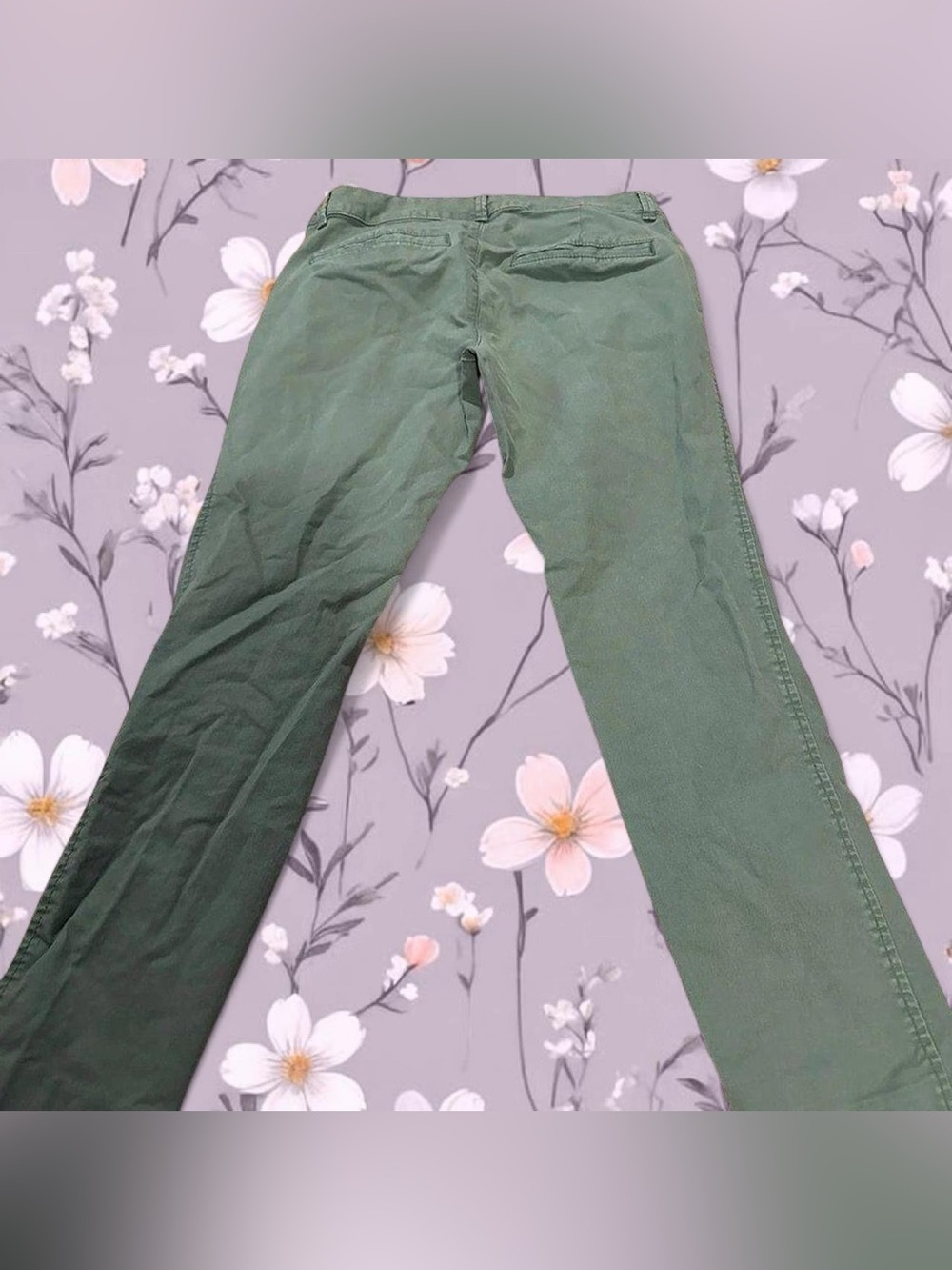 Old Navy Olive Green Petite Pixie Pants Size 0P
